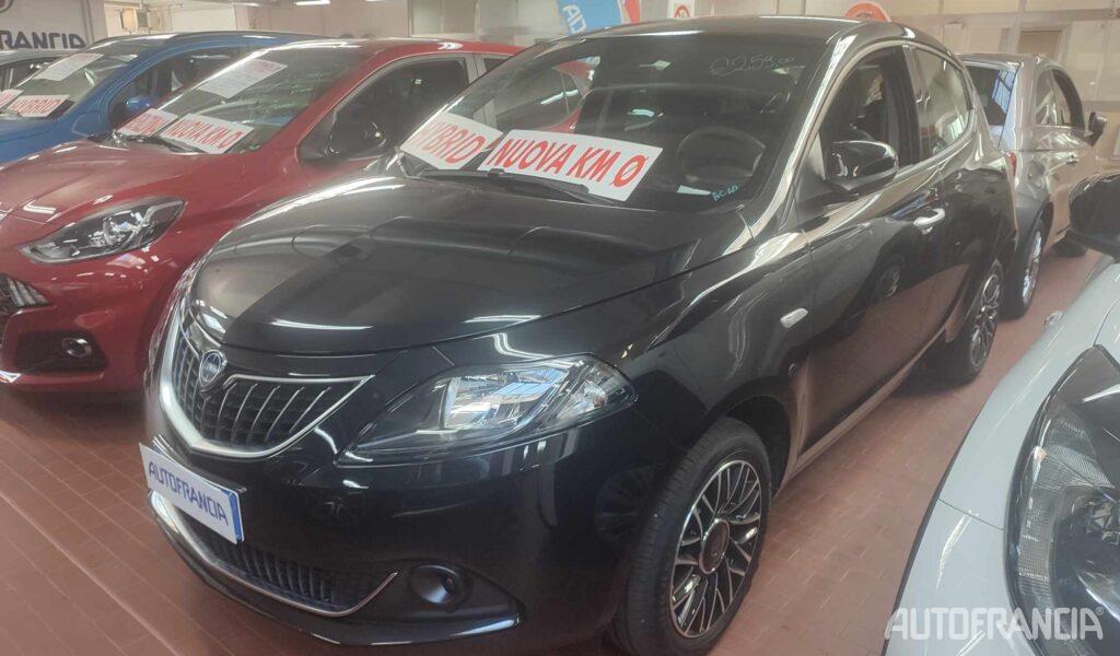 LANCIA YPSILON 1.0 HYBRID 70CV PLATINO