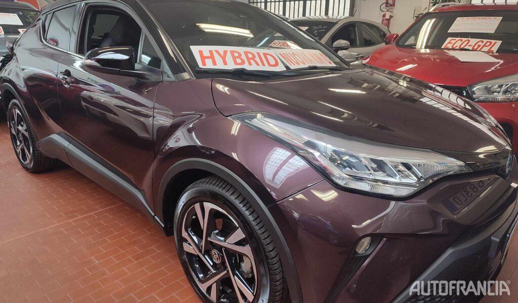 TOYOTA C-HR 2.0 TREND HYBRID 152CV